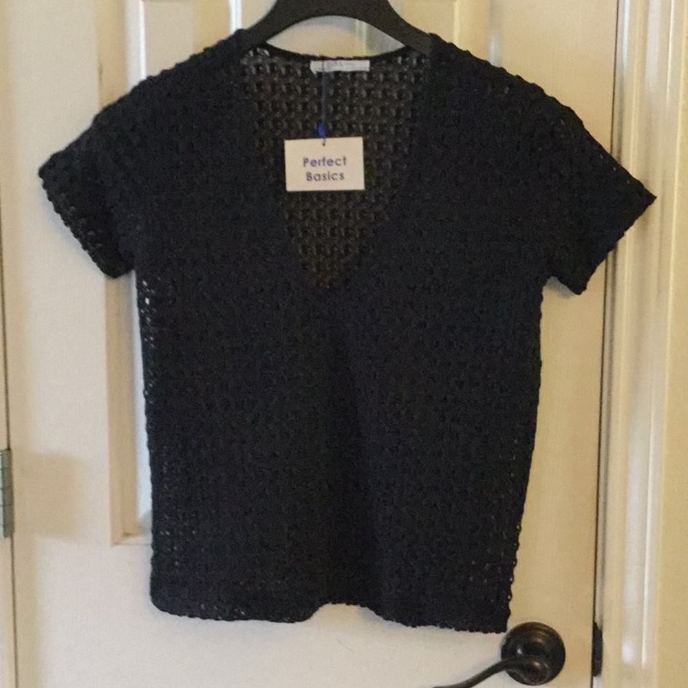 NWT Zara v neck lace top in black size S
